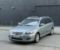 Серый Тойота Авенсис, объемом двигателя 2 л и пробегом 250 тыс. км за 3550 $, фото 1 на Automoto.ua