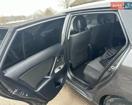 Серый Тойота Авенсис, объемом двигателя 2 л и пробегом 275 тыс. км за 8700 $, фото 12 на Automoto.ua