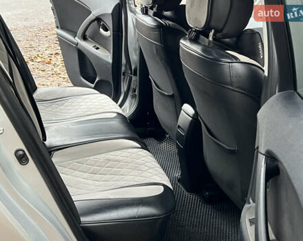 Серый Тойота Авенсис, объемом двигателя 2 л и пробегом 250 тыс. км за 6999 $, фото 49 на Automoto.ua