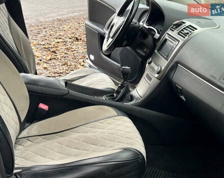 Серый Тойота Авенсис, объемом двигателя 2 л и пробегом 250 тыс. км за 6999 $, фото 45 на Automoto.ua