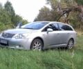 Серый Тойота Авенсис, объемом двигателя 2.2 л и пробегом 305 тыс. км за 8200 $, фото 1 на Automoto.ua