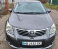 Серый Тойота Авенсис, объемом двигателя 2 л и пробегом 313 тыс. км за 8000 $, фото 1 на Automoto.ua