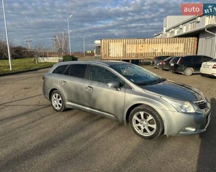 Серый Тойота Авенсис, объемом двигателя 2.2 л и пробегом 240 тыс. км за 6950 $, фото 4 на Automoto.ua