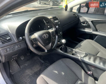 Серый Тойота Авенсис, объемом двигателя 2.23 л и пробегом 310 тыс. км за 7200 $, фото 20 на Automoto.ua