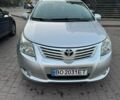 Серый Тойота Авенсис, объемом двигателя 2 л и пробегом 308 тыс. км за 7500 $, фото 1 на Automoto.ua