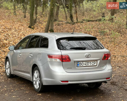 Серый Тойота Авенсис, объемом двигателя 2 л и пробегом 250 тыс. км за 6999 $, фото 27 на Automoto.ua