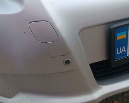 Серый Тойота Авенсис, объемом двигателя 2.23 л и пробегом 196 тыс. км за 9000 $, фото 17 на Automoto.ua