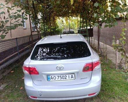 Сірий Тойота Авенсіс, об'ємом двигуна 2 л та пробігом 275 тис. км за 7800 $, фото 2 на Automoto.ua