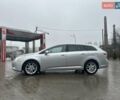 Сірий Тойота Авенсіс, об'ємом двигуна 2 л та пробігом 251 тис. км за 7999 $, фото 4 на Automoto.ua