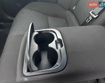 Сірий Тойота Авенсіс, об'ємом двигуна 2 л та пробігом 251 тис. км за 7999 $, фото 42 на Automoto.ua