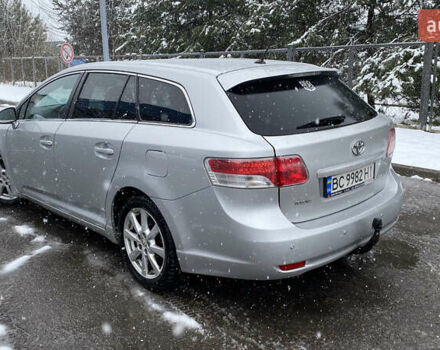 Серый Тойота Авенсис, объемом двигателя 2 л и пробегом 325 тыс. км за 9000 $, фото 4 на Automoto.ua