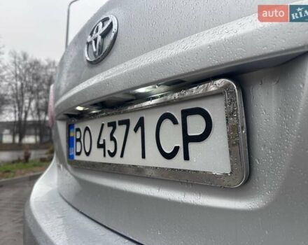 Сірий Тойота Авенсіс, об'ємом двигуна 2 л та пробігом 251 тис. км за 7999 $, фото 50 на Automoto.ua