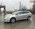 Сірий Тойота Авенсіс, об'ємом двигуна 2 л та пробігом 251 тис. км за 7999 $, фото 2 на Automoto.ua