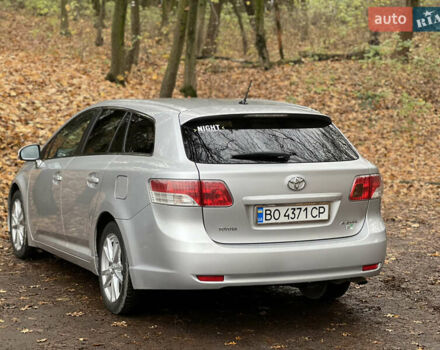 Серый Тойота Авенсис, объемом двигателя 2 л и пробегом 250 тыс. км за 6999 $, фото 25 на Automoto.ua