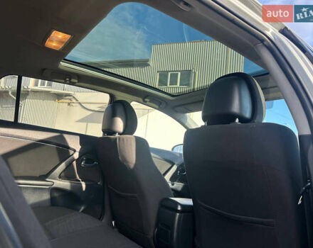 Сірий Тойота Авенсіс, об'ємом двигуна 2.23 л та пробігом 267 тис. км за 6700 $, фото 20 на Automoto.ua