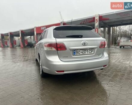 Сірий Тойота Авенсіс, об'ємом двигуна 2 л та пробігом 251 тис. км за 7999 $, фото 6 на Automoto.ua
