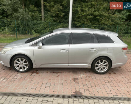 Серый Тойота Авенсис, объемом двигателя 2.2 л и пробегом 292 тыс. км за 9000 $, фото 6 на Automoto.ua