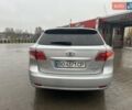 Сірий Тойота Авенсіс, об'ємом двигуна 2 л та пробігом 251 тис. км за 7999 $, фото 9 на Automoto.ua