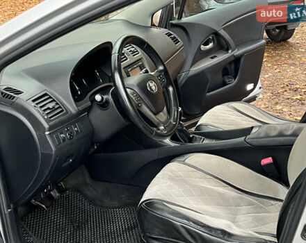 Серый Тойота Авенсис, объемом двигателя 2 л и пробегом 250 тыс. км за 6999 $, фото 41 на Automoto.ua