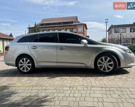 Серый Тойота Авенсис, объемом двигателя 2.23 л и пробегом 310 тыс. км за 7200 $, фото 7 на Automoto.ua