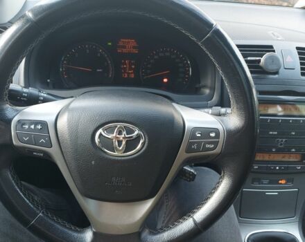 Сірий Тойота Авенсіс, об'ємом двигуна 2 л та пробігом 301 тис. км за 4076 $, фото 3 на Automoto.ua