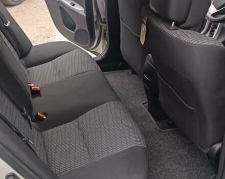 Серый Тойота Авенсис, объемом двигателя 2.23 л и пробегом 196 тыс. км за 9000 $, фото 13 на Automoto.ua