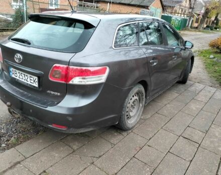 Серый Тойота Авенсис, объемом двигателя 2 л и пробегом 313 тыс. км за 8000 $, фото 3 на Automoto.ua
