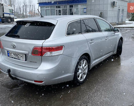 Серый Тойота Авенсис, объемом двигателя 2 л и пробегом 325 тыс. км за 9000 $, фото 3 на Automoto.ua