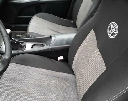 Серый Тойота Авенсис, объемом двигателя 2 л и пробегом 313 тыс. км за 8000 $, фото 5 на Automoto.ua