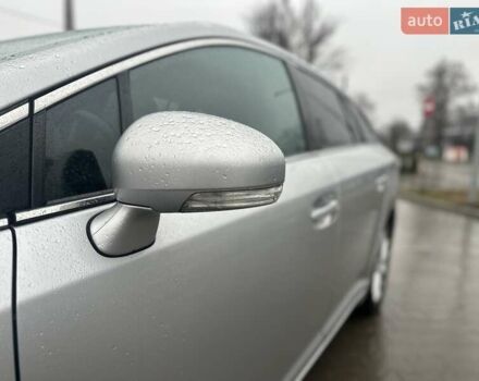 Сірий Тойота Авенсіс, об'ємом двигуна 2 л та пробігом 251 тис. км за 7999 $, фото 33 на Automoto.ua