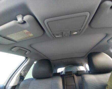 Сірий Тойота Авенсіс, об'ємом двигуна 2 л та пробігом 301 тис. км за 4076 $, фото 1 на Automoto.ua