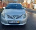 Серый Тойота Авенсис, объемом двигателя 2 л и пробегом 196 тыс. км за 8600 $, фото 1 на Automoto.ua