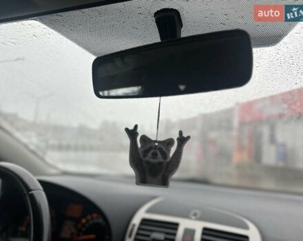 Сірий Тойота Авенсіс, об'ємом двигуна 2 л та пробігом 251 тис. км за 7999 $, фото 54 на Automoto.ua