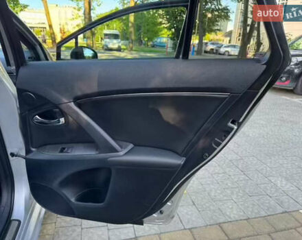 Серый Тойота Авенсис, объемом двигателя 2.23 л и пробегом 293 тыс. км за 9511 $, фото 13 на Automoto.ua