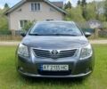 Серый Тойота Авенсис, объемом двигателя 2 л и пробегом 214 тыс. км за 9900 $, фото 1 на Automoto.ua