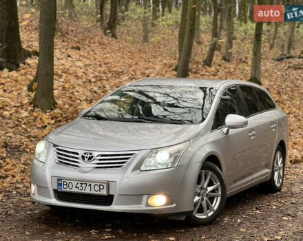 Серый Тойота Авенсис, объемом двигателя 2 л и пробегом 250 тыс. км за 6999 $, фото 3 на Automoto.ua