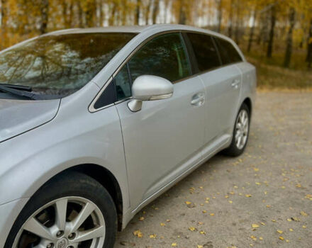 Серый Тойота Авенсис, объемом двигателя 2.23 л и пробегом 275 тыс. км за 8300 $, фото 3 на Automoto.ua