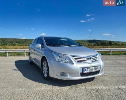 Серый Тойота Авенсис, объемом двигателя 2.2 л и пробегом 220 тыс. км за 10500 $, фото 4 на Automoto.ua