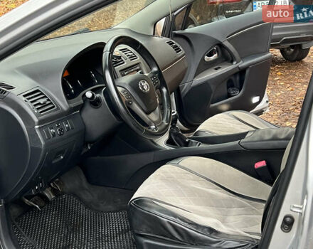 Серый Тойота Авенсис, объемом двигателя 2 л и пробегом 250 тыс. км за 6999 $, фото 37 на Automoto.ua