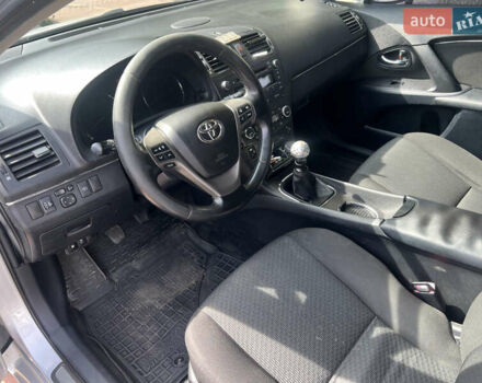 Серый Тойота Авенсис, объемом двигателя 2.23 л и пробегом 310 тыс. км за 7200 $, фото 11 на Automoto.ua