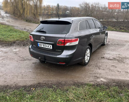 Серый Тойота Авенсис, объемом двигателя 2 л и пробегом 275 тыс. км за 8700 $, фото 1 на Automoto.ua