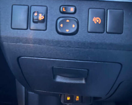 Сірий Тойота Авенсіс, об'ємом двигуна 2.23 л та пробігом 292 тис. км за 7500 $, фото 2 на Automoto.ua