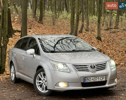 Серый Тойота Авенсис, объемом двигателя 2 л и пробегом 250 тыс. км за 6999 $, фото 16 на Automoto.ua