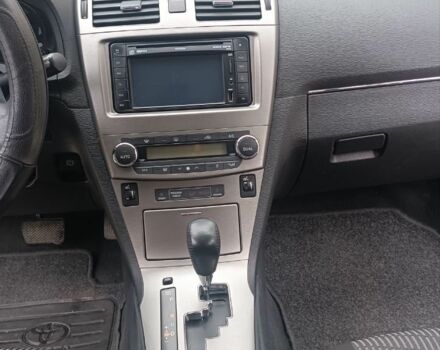 Серый Тойота Авенсис, объемом двигателя 2.2 л и пробегом 189 тыс. км за 9000 $, фото 6 на Automoto.ua