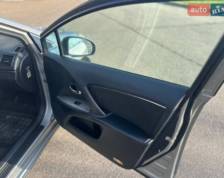 Сірий Тойота Авенсіс, об'ємом двигуна 2.23 л та пробігом 267 тис. км за 6700 $, фото 23 на Automoto.ua