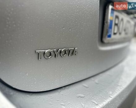 Сірий Тойота Авенсіс, об'ємом двигуна 2 л та пробігом 251 тис. км за 7999 $, фото 28 на Automoto.ua