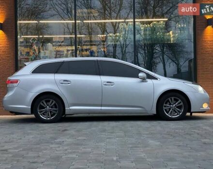Серый Тойота Авенсис, объемом двигателя 1.99 л и пробегом 200 тыс. км за 9490 $, фото 7 на Automoto.ua