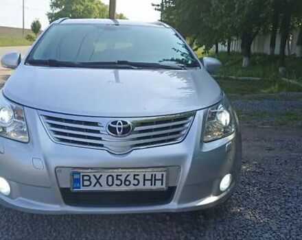 Серый Тойота Авенсис, объемом двигателя 2.23 л и пробегом 288 тыс. км за 9999 $, фото 1 на Automoto.ua