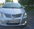 Серый Тойота Авенсис, объемом двигателя 2.23 л и пробегом 288 тыс. км за 9999 $, фото 1 на Automoto.ua