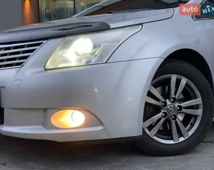 Серый Тойота Авенсис, объемом двигателя 1.99 л и пробегом 200 тыс. км за 9490 $, фото 2 на Automoto.ua